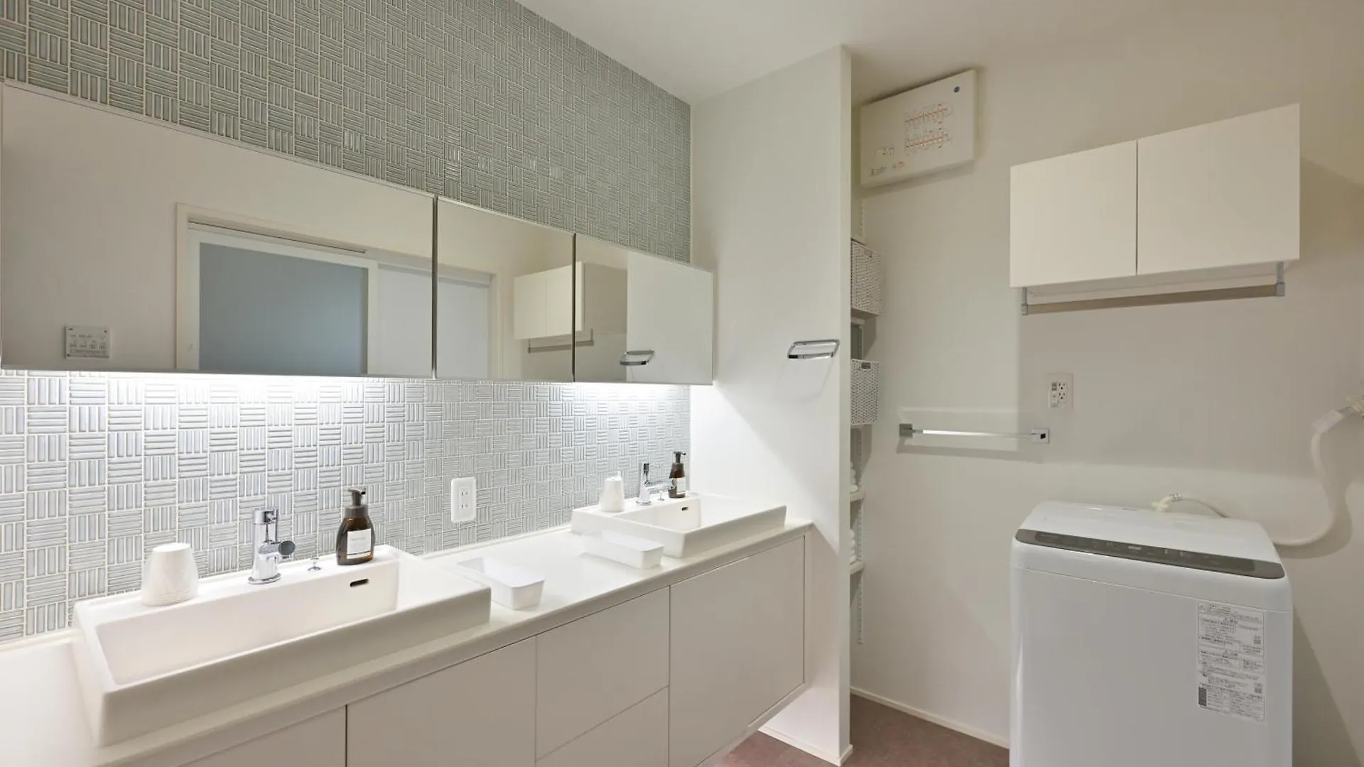 Grand Base Hiroshima Peace Memorial Park Aparthotel Japan