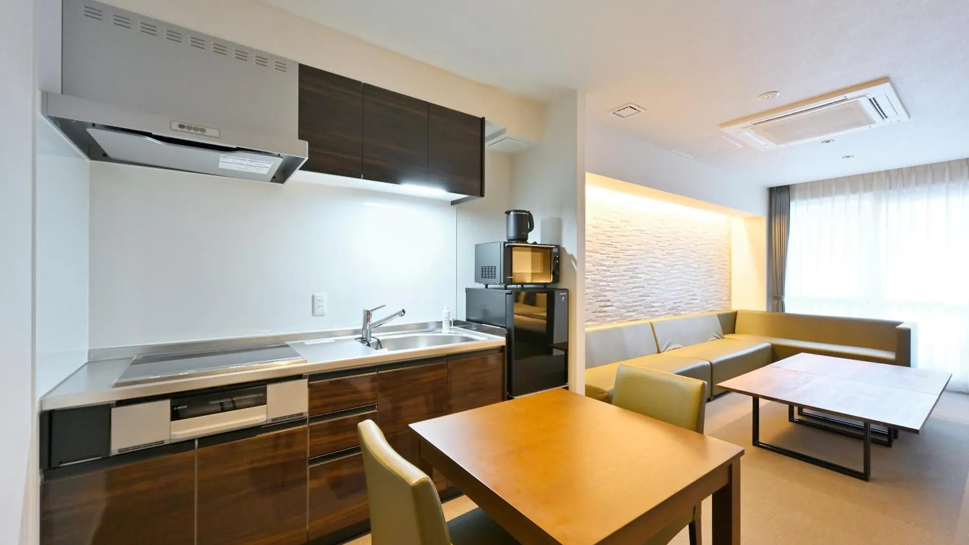 Grand Base Hiroshima Peace Memorial Park Aparthotel
