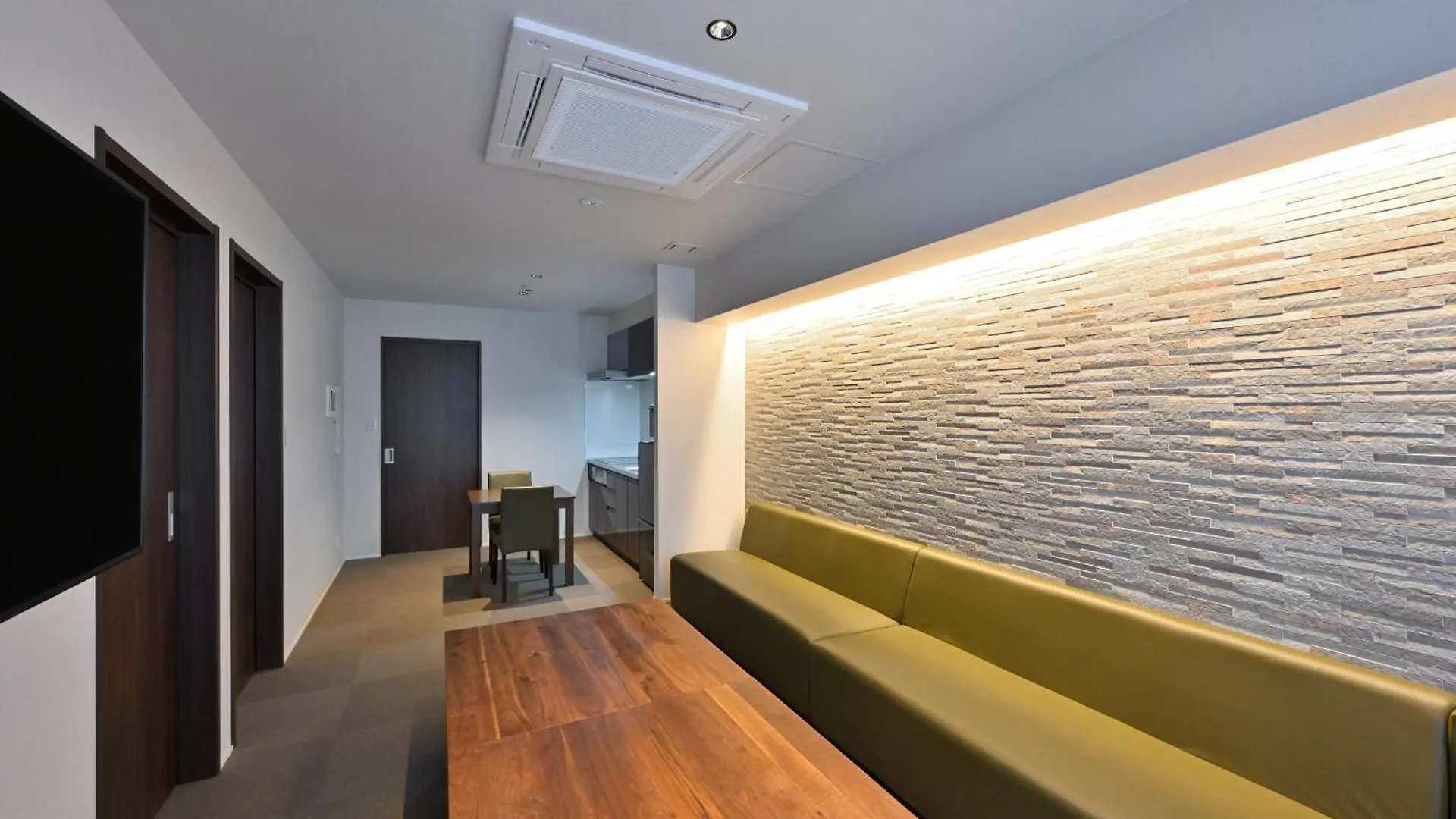 Grand Base Hiroshima Peace Memorial Park Aparthotel