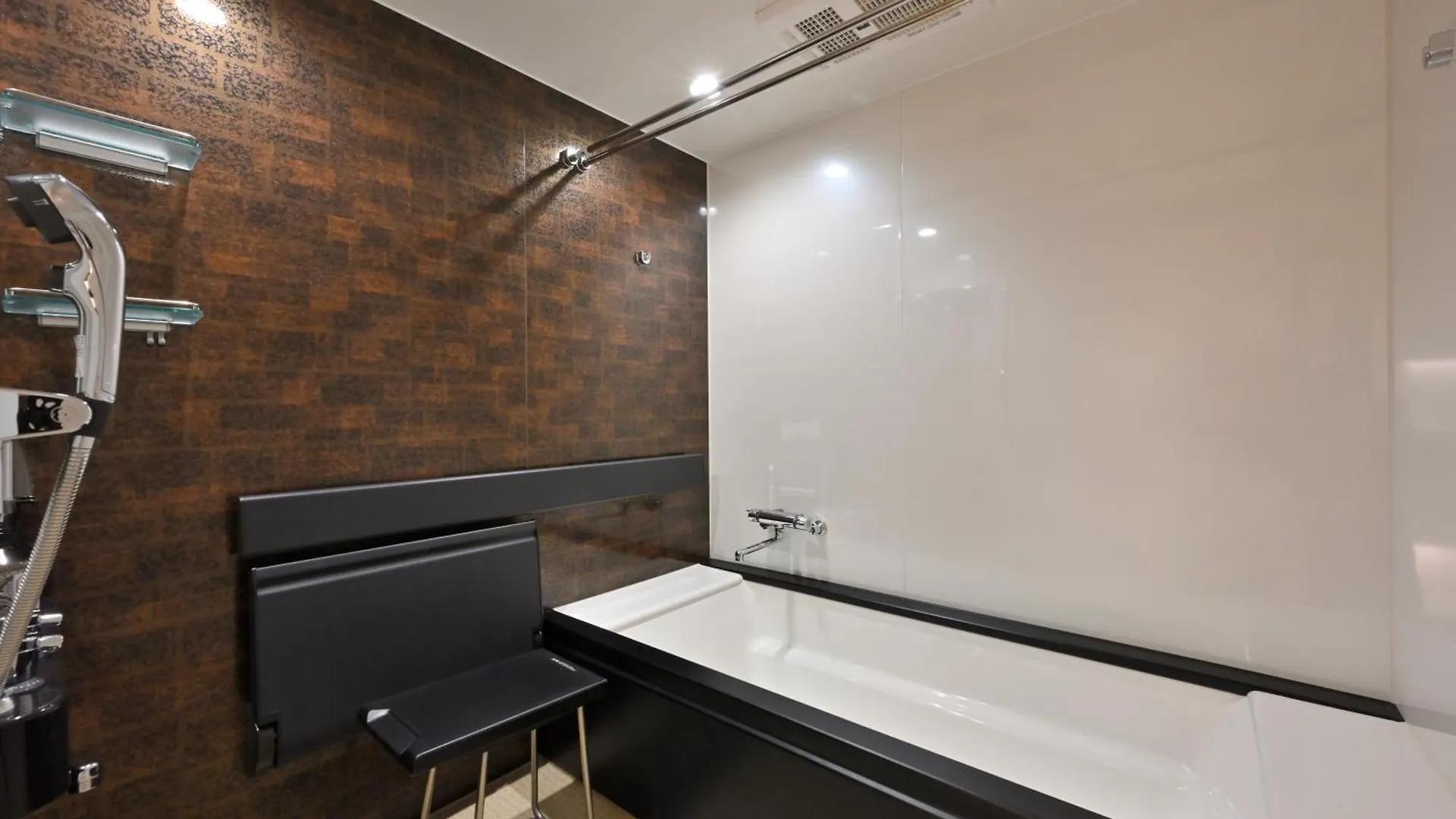 Grand Base Hiroshima Peace Memorial Park Aparthotel