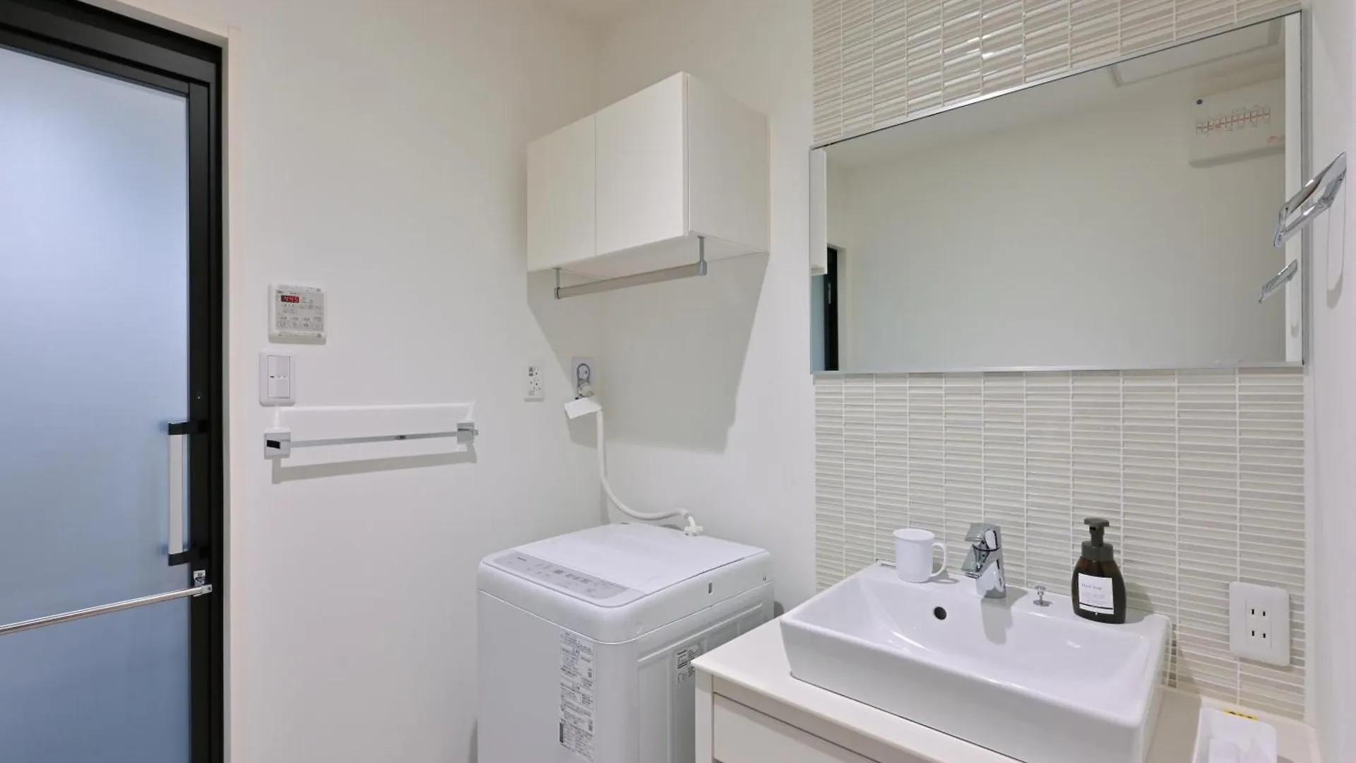 Grand Base Hiroshima Peace Memorial Park Aparthotel
