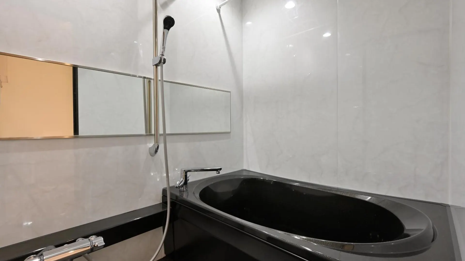 Grand Base Hiroshima Peace Memorial Park Aparthotel