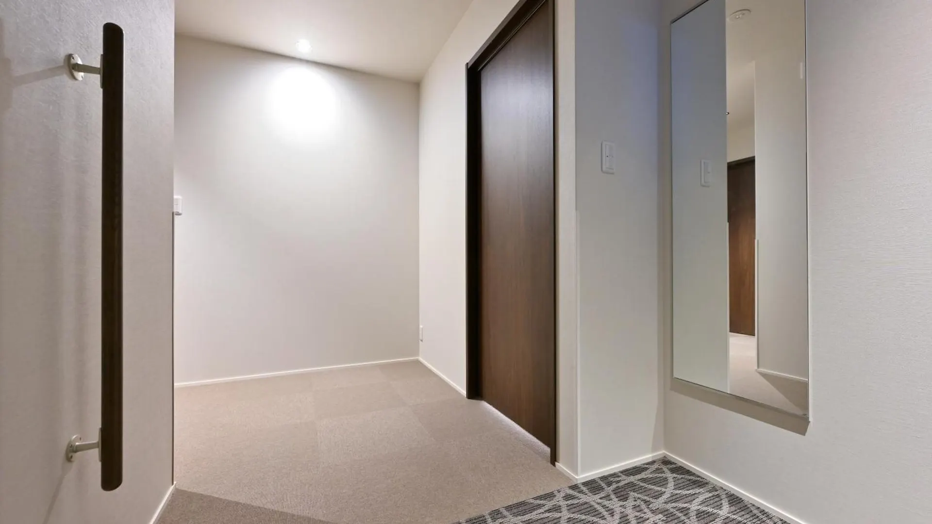 Grand Base Hiroshima Peace Memorial Park Aparthotel
