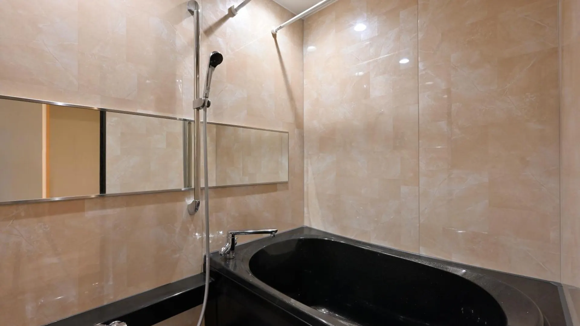 Grand Base Hiroshima Peace Memorial Park Aparthotel
